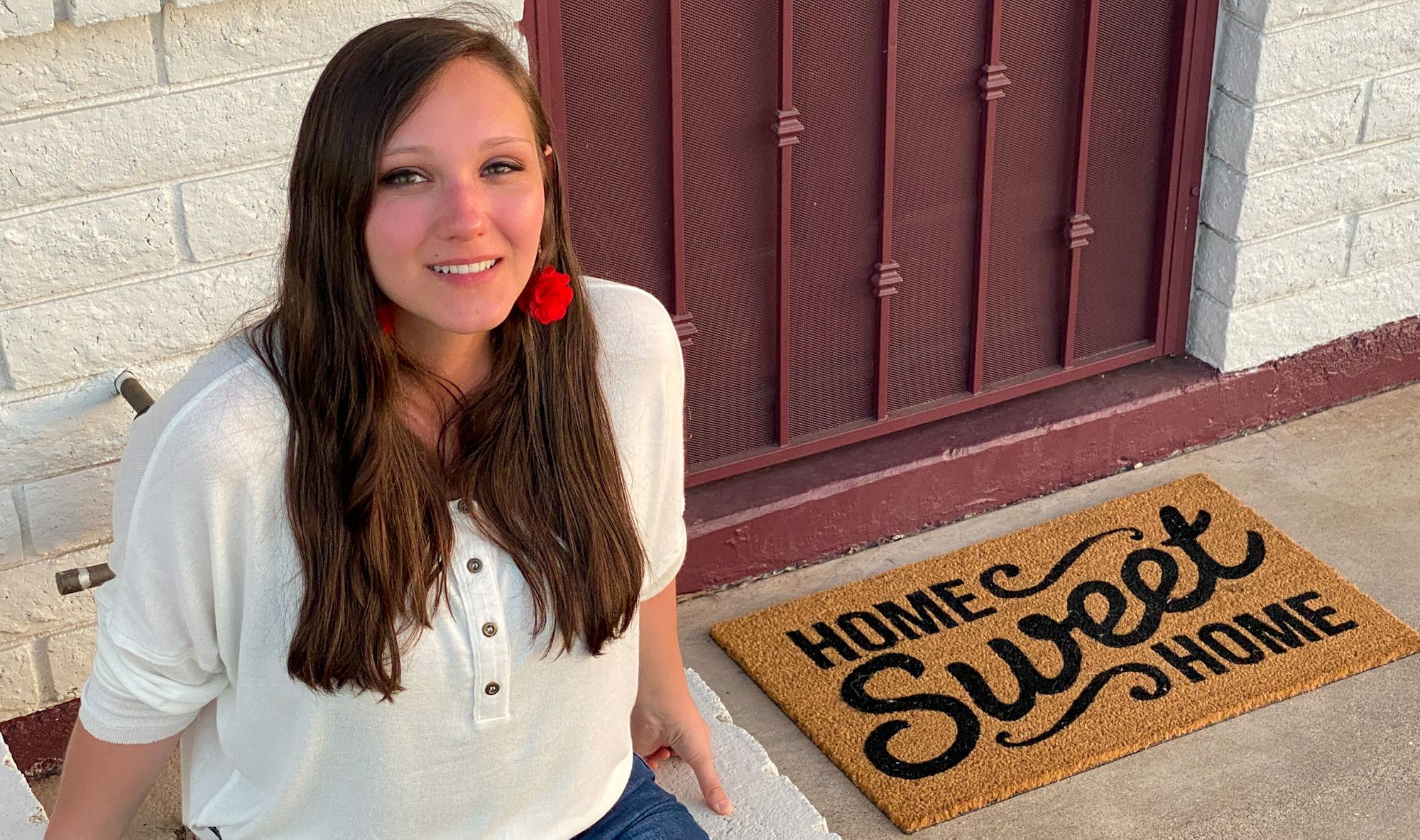 Emily At 22 Becomes A Homeowner. With A Pool.